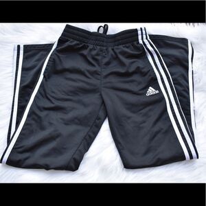 Adidas classic joggers 